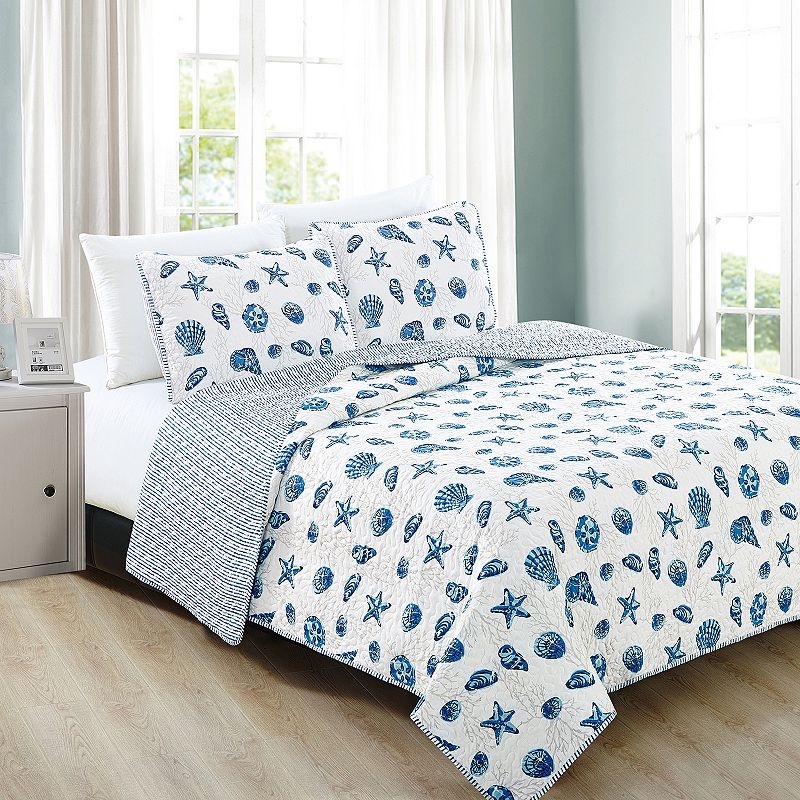 Great Bay Home Bali Collection Coastal Quilt Set with Shams, Blue, Full/Que