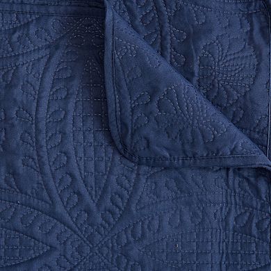 Madelinen Clara Pinsonic Medallion Quilt Set with Shams