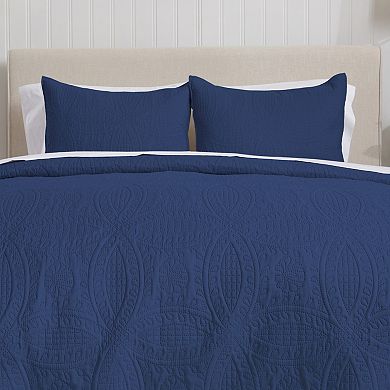 Madelinen Clara Pinsonic Medallion Quilt Set with Shams