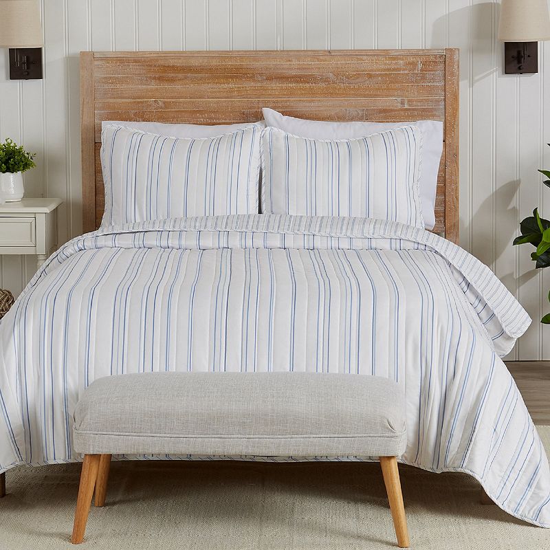 Great Bay Home Katelyn Free Stripes Quilt Set with Shams, Blue, Full/Queen