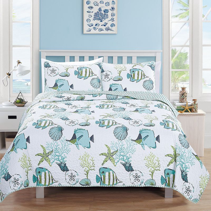Great Bay Home Seaside Coastal Quilt Set with Shams, Multicolor, Full/Queen