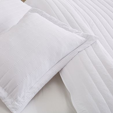 Madelinen Virginia Solid Quilt Set with Shams