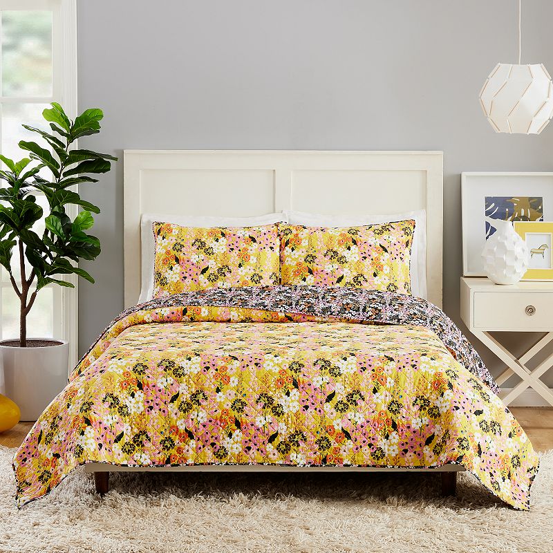 Makers Collective Teresa Chan Sunny Garden 3-piece Quilt Set with Shams, Ye