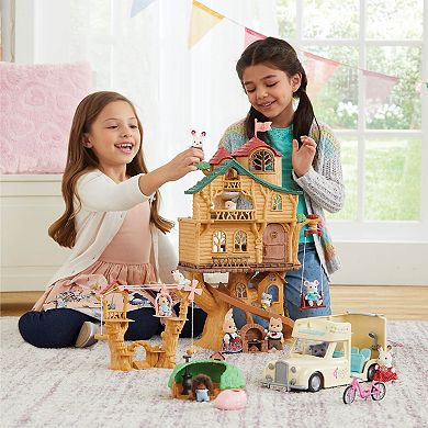 Calico Critters Baby Ropeway Park Dollhouse Playset with Figure