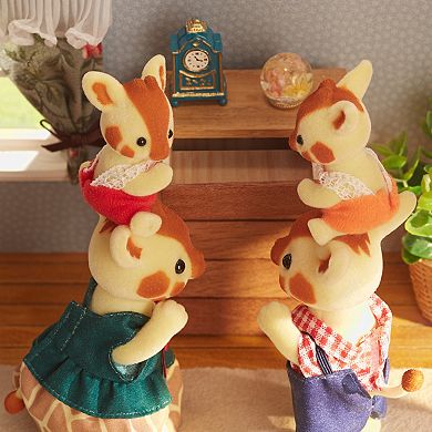 Calico Critters Highbranch Giraffe Family main image 1