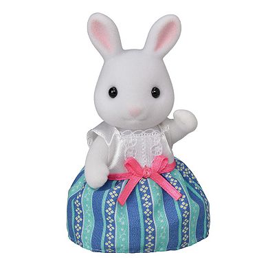 Calico Critters Snow Rabbit Mother's Weekend Travel Dollhouse Playset with Figure and Accessories