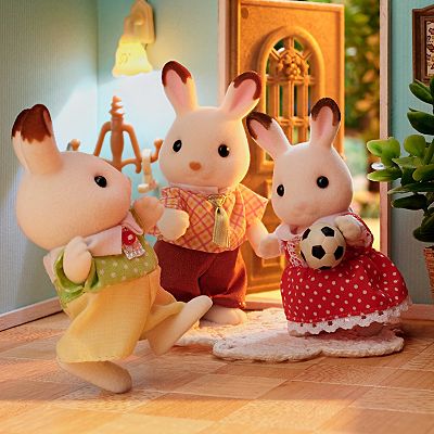 Calico Critters Hopscotch Rabbit Family Set of 4 Collectible Doll Figures