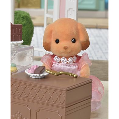 Calico Critters Town Series Toy Poodle Collectible Doll Figure with Fashion Accessories
