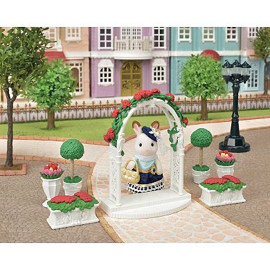 Calico Critters Town Series Floral Garden Set, Dollhouse Décor & Accessories Set