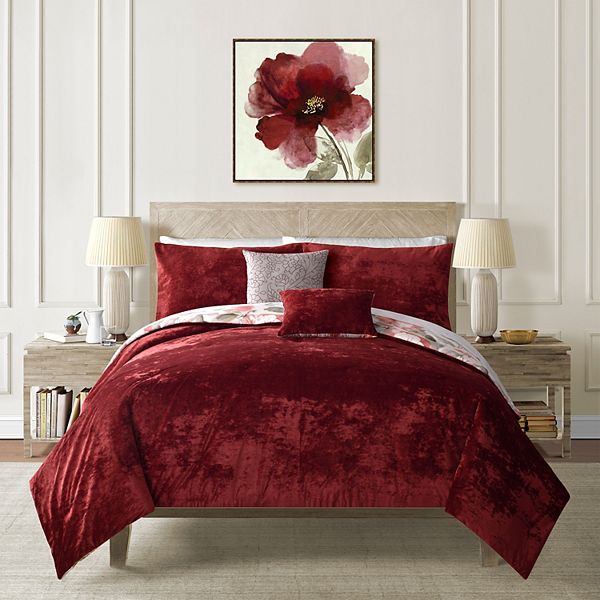 Lanwood Magnolia Comforter Set with Shams