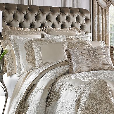 Five Queens Court Lambert Comforter Set with Shams