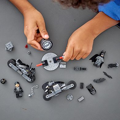 LEGO DC Batman: Batman & Selina Kyle Motorcycle Pursuit 76179 (149 Pieces)