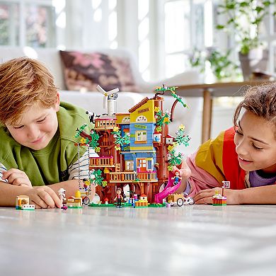 LEGO Friends Friendship House 41703 Kit (1,114 Pieces)