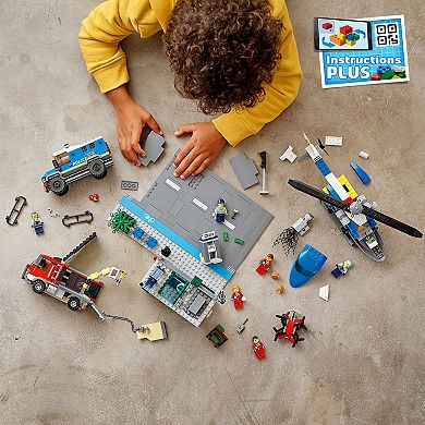 LEGO City Police Chase at the Bank 60317 Building Kit (915 Pieces)