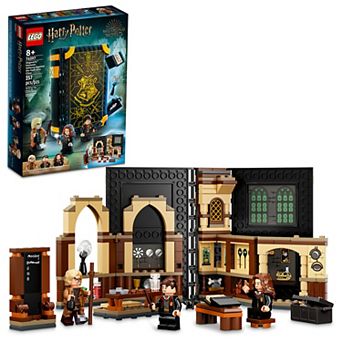 LEGO Harry Potter Hogwarts Moment: Defence Class 76397 Building Kit (257 Pieces)