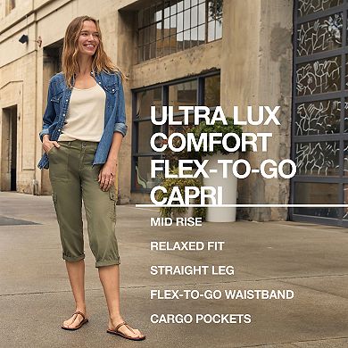 Women's Lee® Flex-To-Go Cargo Capri Pants