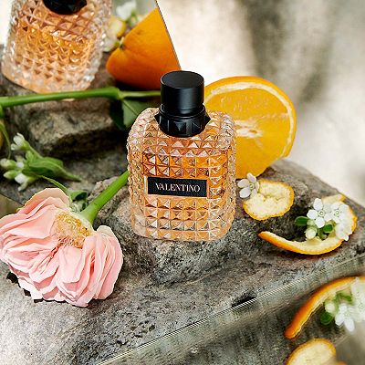 Valentino Donna Born in Roma Coral Fantasy Eau de Parfum with Rose