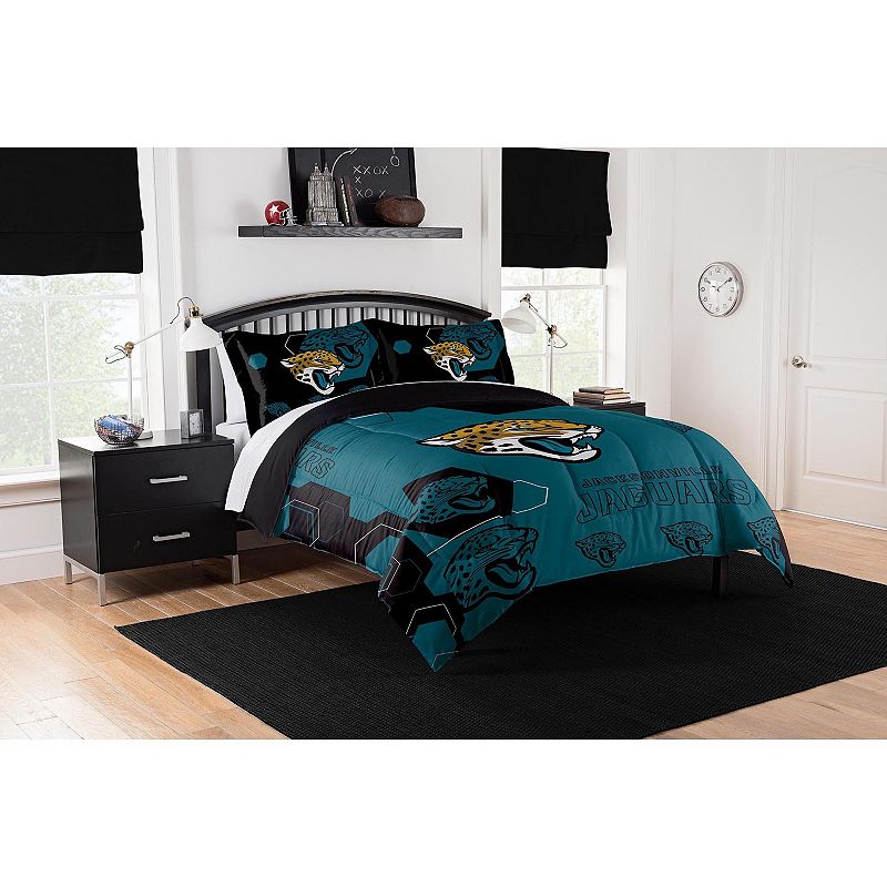 The Northwest Jacksonville Jaguars Full/Queen Comforter Set with Shams, Mul