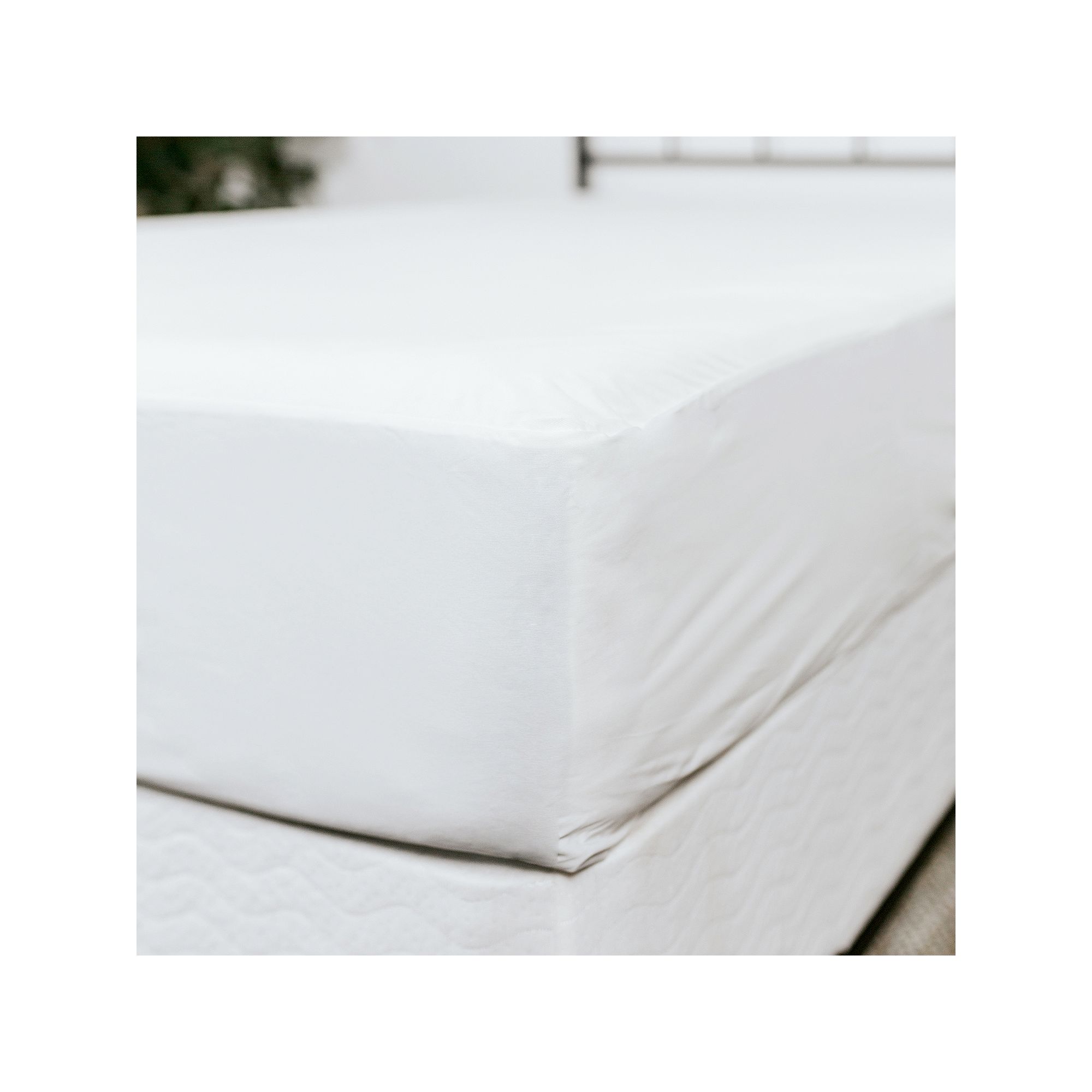 Invisicase Waterproof Mattress Encasement, White