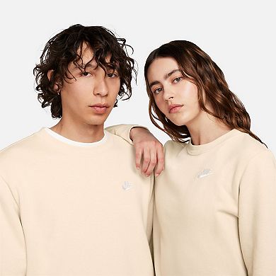 Women's Nike Sportswear Club Embroidered Logo Fleece Crewneck Sweatshirt
