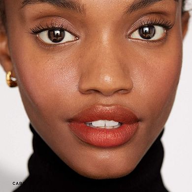Signature Lip Lightweight Lipstick