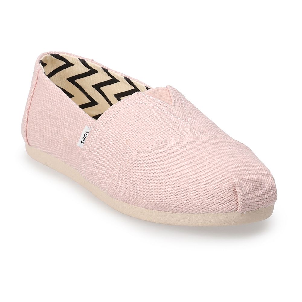 shoes to help tip toe walking