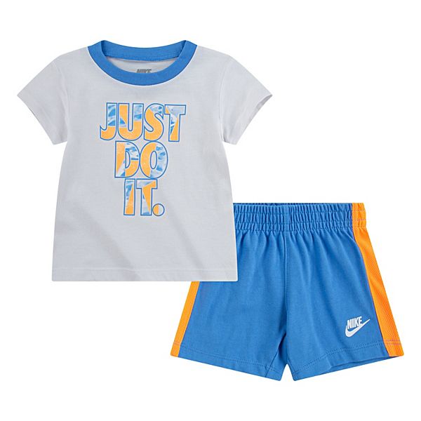 Baby Boys Nike Graphic Tee & Shorts Set