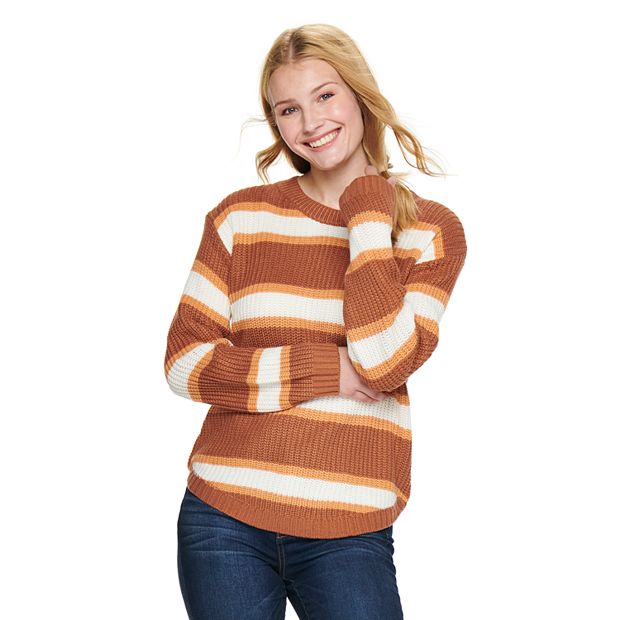 Juniors SO Shirttail Hem Sweater