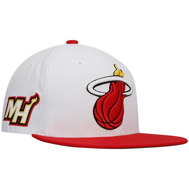 Men's Mitchell & Ness White/Red Miami Heat XL Wordmark Snapback Hat