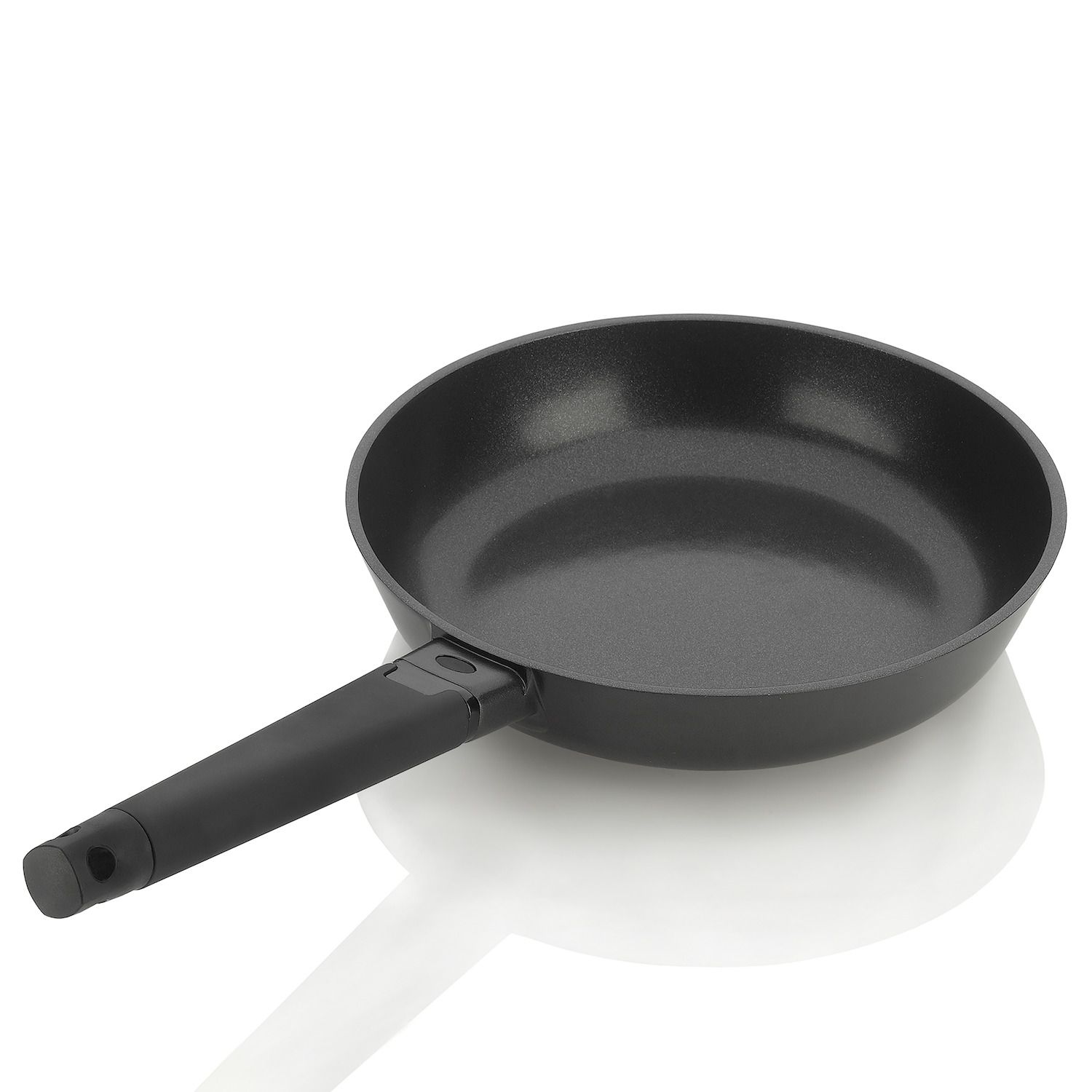 OXO Obsidian Pre-Seasoned Carbon Steel 8-in. Non-Stick Frypan Skillet with  Removable Silicone Handle