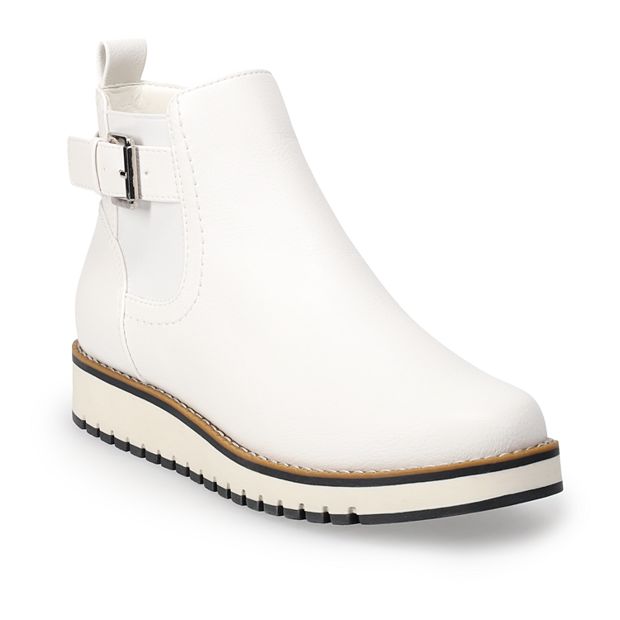 Sonoma Goods For Life Cassi Women's Chelsea Boots for $13.99 (Reg $69.99)!