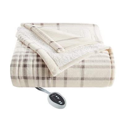 Cuddl Duds Heated Plush Sherpa Blanket