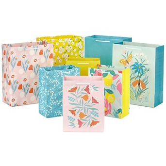 Hallmark 8-Count Spring Gift Bags in Assorted Sizes