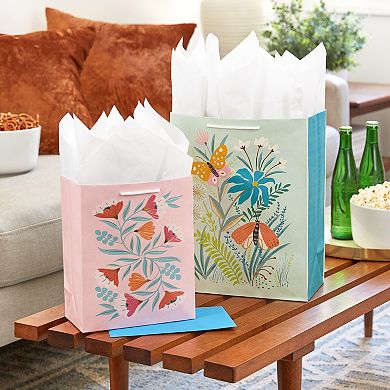 Hallmark 8-Count Spring Gift Bags in Assorted Sizes