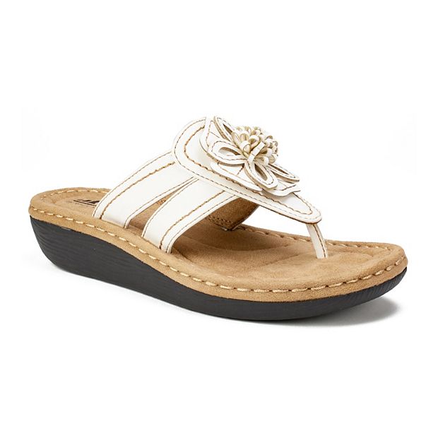 White mountain sale flip flops