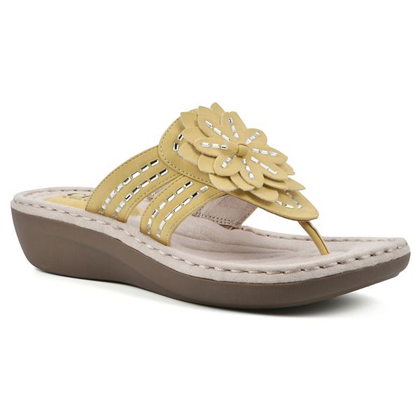 Kohls deals yellow sandals