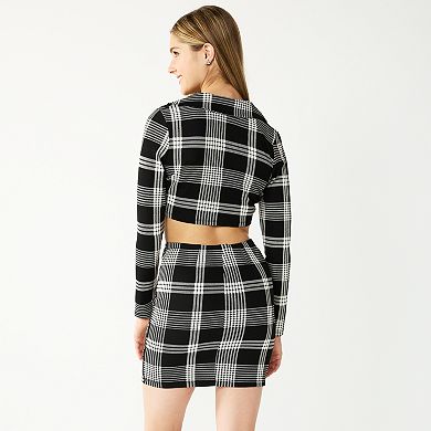 Juniors' Almost Famous Plaid Mini Skirt and Cropped Button-Front Shirt Set
