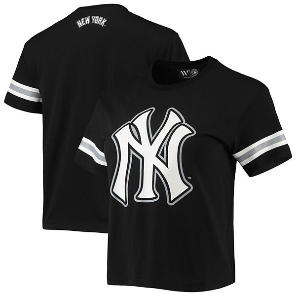 SHOPONEVINTAGE New York Yankees Cropped Zip-Up Tee