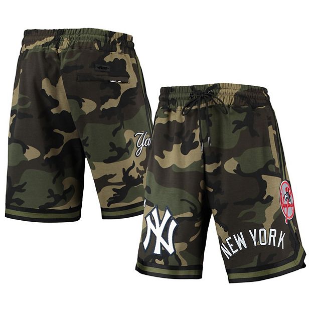 Men's New York Yankees Pro Standard Camo Team T-Shirt