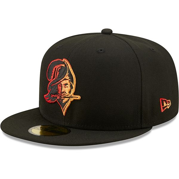 Men's Tampa Bay Buccaneers New Era Black Color Dim Throwback 59FIFTY Fitted  Hat