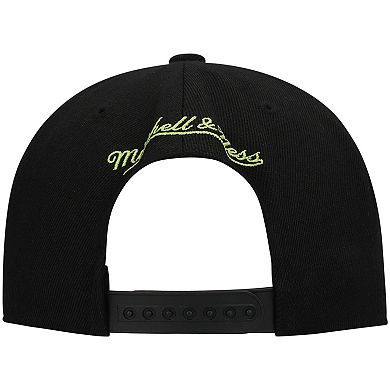 Men's Mitchell & Ness Black/Green FC Dallas Historic Logo Since '96 Foundation Script Snapback Hat
