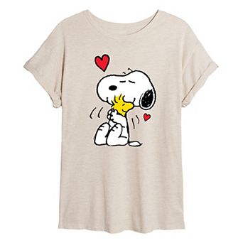 Juniors' Peanuts Snoopy Hug Oversized Tee