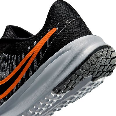 Nike Run Defy Men's Lightweight Road Running Shoes