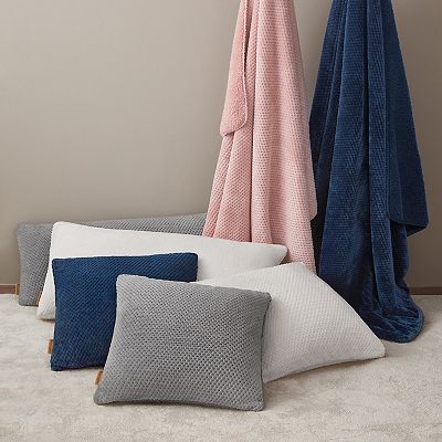 Koolaburra by UGG Pina Sherpa Plush Throw