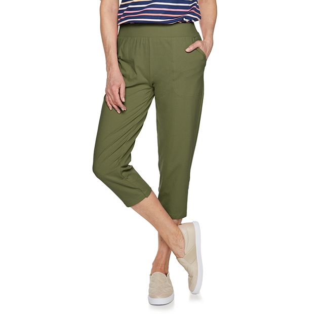 Petite Croft & Barrow® Easy Pull-On Knit Capri Pants