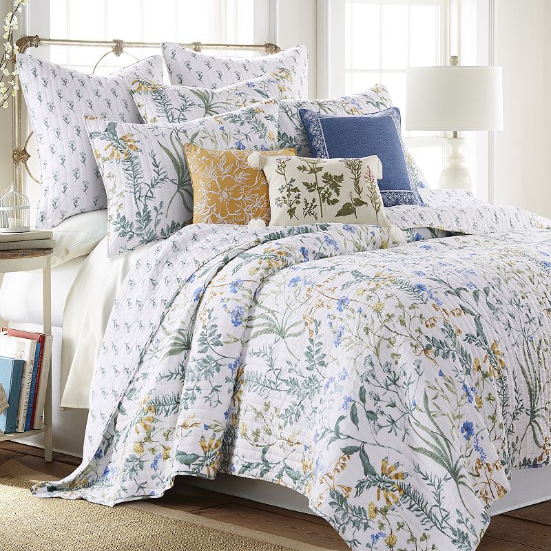 Levtex Home Apolonia Quilt Set with Shams, Green, King