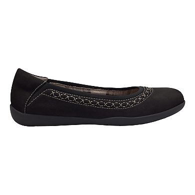 Earth Origins Fable Women's Leather Flats