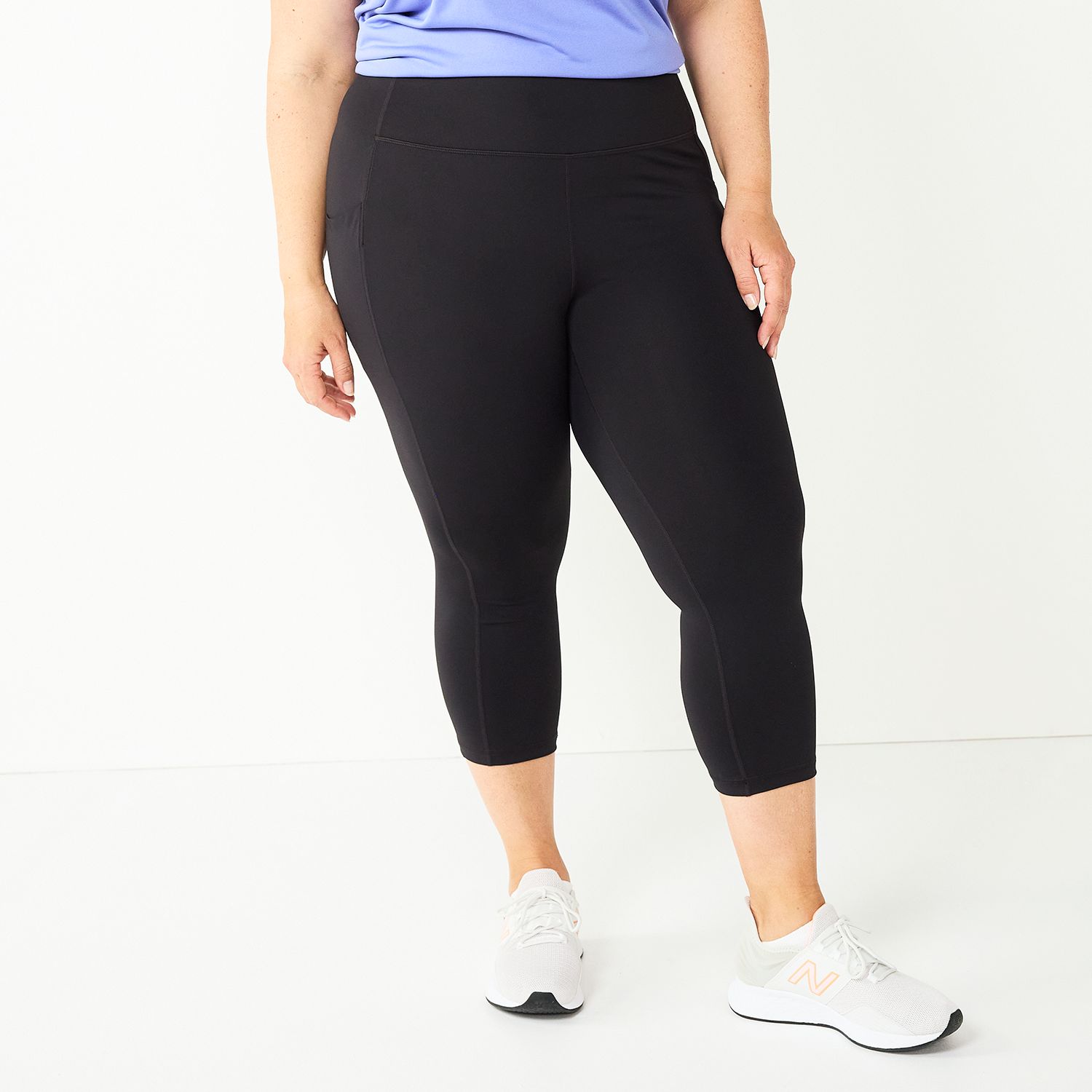 Женские леггинсы Plus Size Tek Gear® Ultrastretch Pocket High-Waisted Capri, цвет: Чёрный