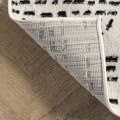 nuLOOM Olivia Transitional Moroccan Rug