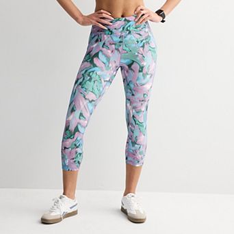 Petite Tek Gear® Ultrastretch Pocket High-Waisted Capri Leggings